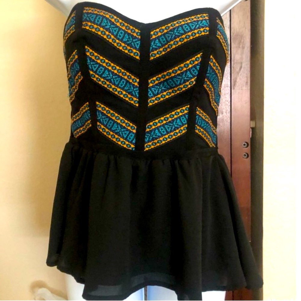 Bebe - Strapless Peplum Top With Blue/Yellow/Orange Embroidered-like Design
